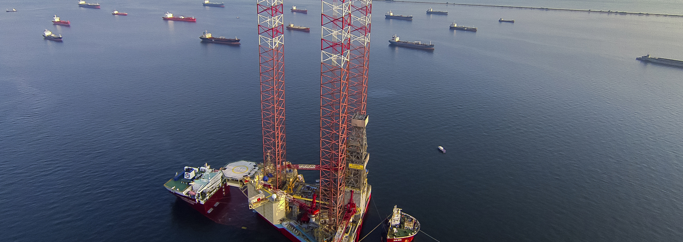 Maersk Drilling secures important contracts for three rigs